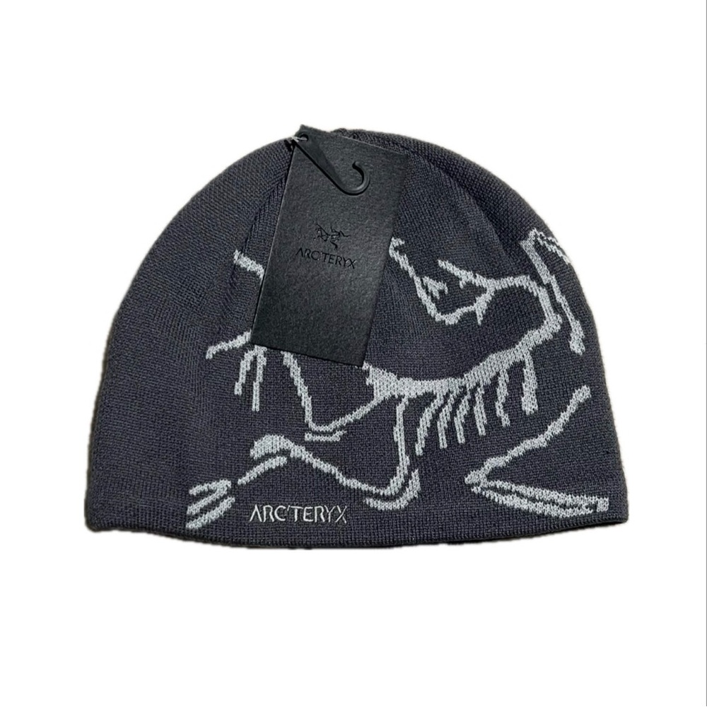 Arc’teryx Beanie Pilot/Smoke Grey (RARE COLORWAY) **EXCLUSIVE
